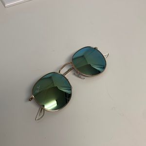 Mirrored Ray-Ban sunglasses